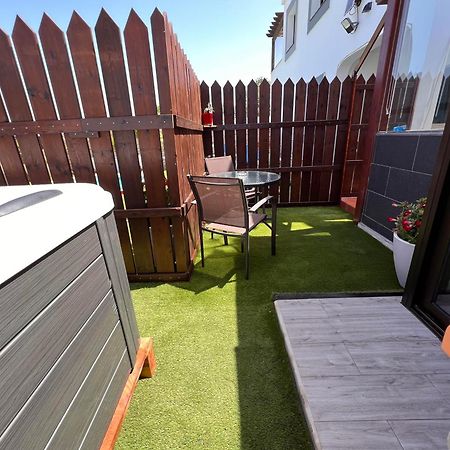 Appartement Estudio Agradable, Con Jacuzzi, Terraza Y Barbacoa, Totalmente Independiente à Corralejo Extérieur photo