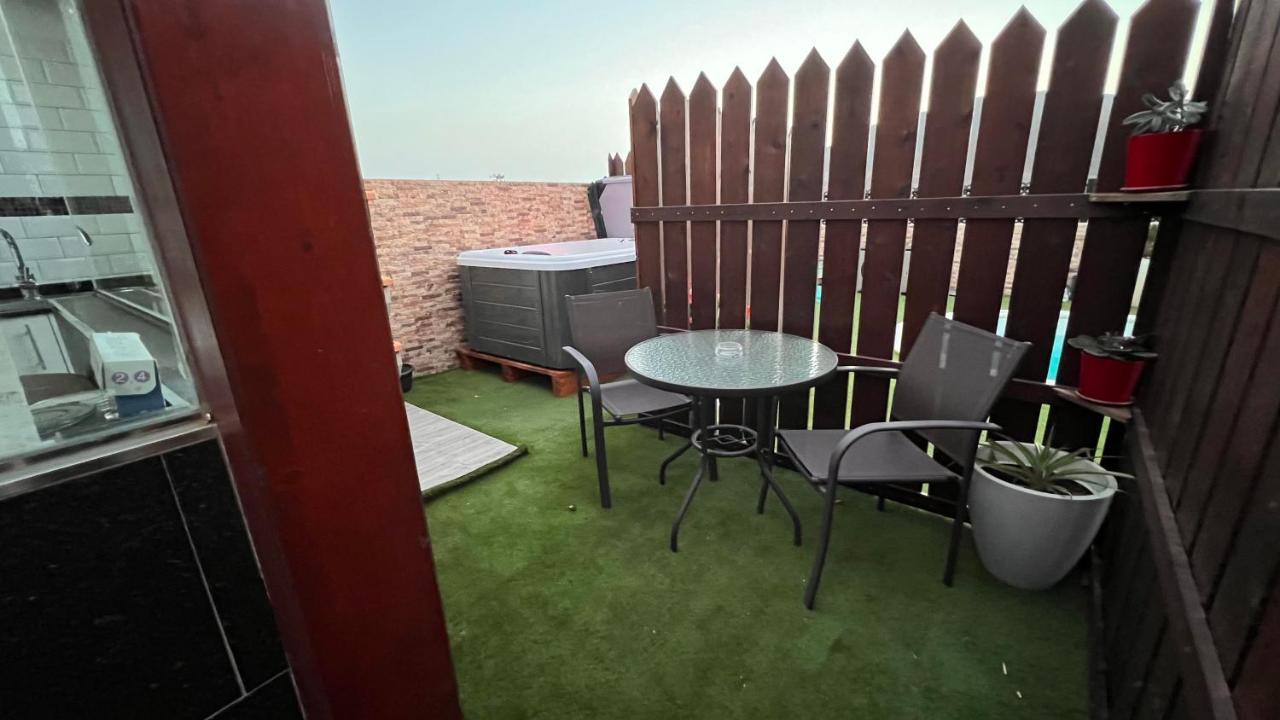 Appartement Estudio Agradable, Con Jacuzzi, Terraza Y Barbacoa, Totalmente Independiente à Corralejo Extérieur photo